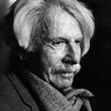 Norbert Schiller as Shuter