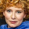 Annika Aakjær as Esther