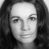 Katharina Herberg as Girl in bar