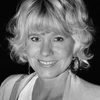 Lis Nilheim as Barbro, Annika's Mother