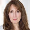 Marjolaine Lemieux as Agente de crédit