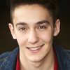 Mikael Conde as Carl