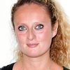 Aurore Auteuil as Lola Vrinks (17 ans)