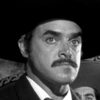 Guillermo Cramer as Doctor J. González