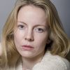 Alexandra Moen as Zoe