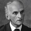 John Karlsen as Count von Helsing