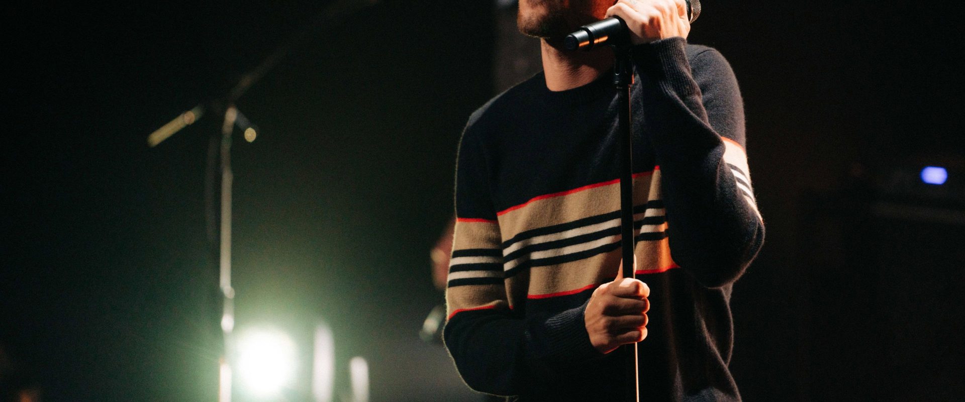 Louis Tomlinson: All of Those Voices background