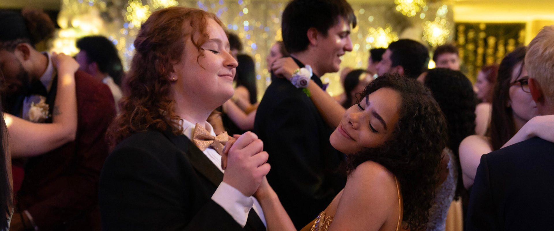 Prom Dates background