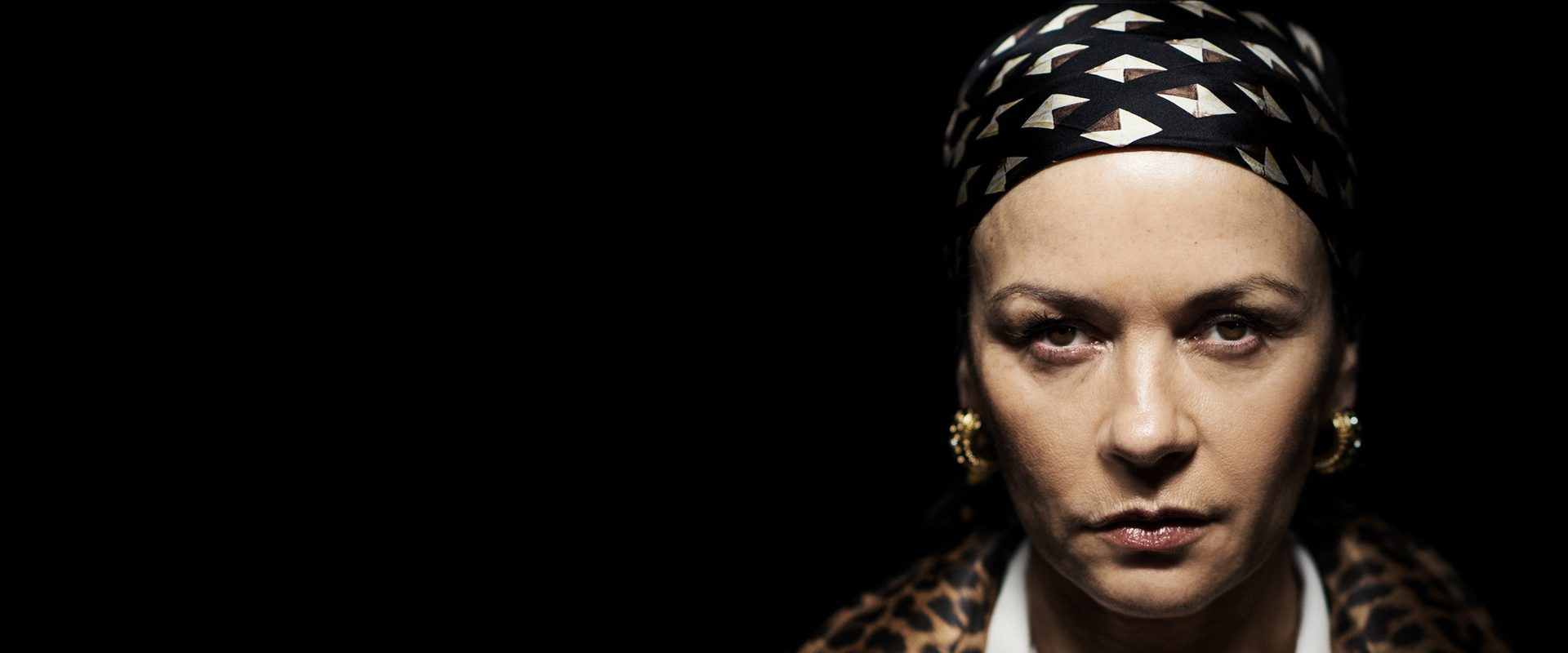 Cocaine Godmother background