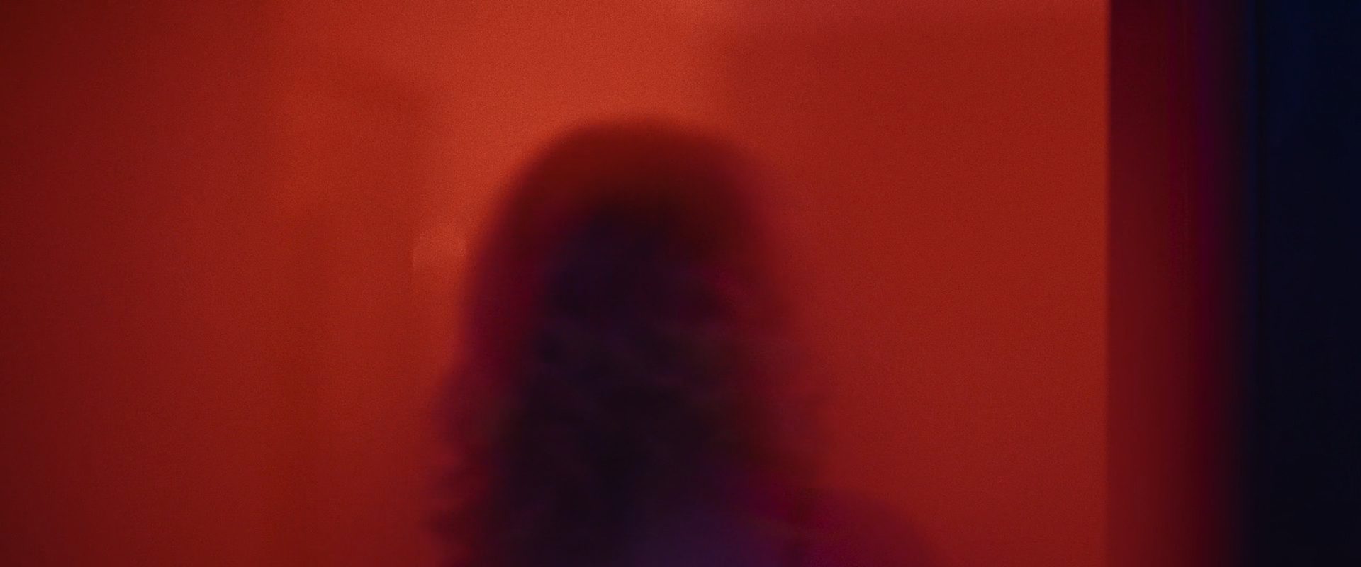 Girl in the Picture background