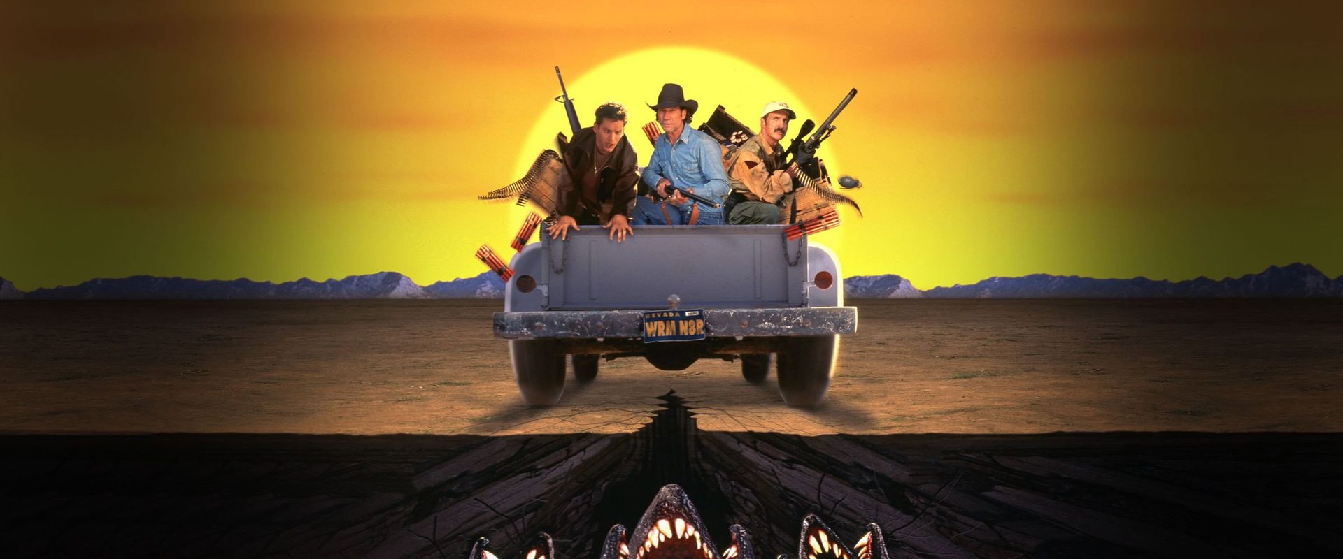 Tremors 2: Aftershocks background