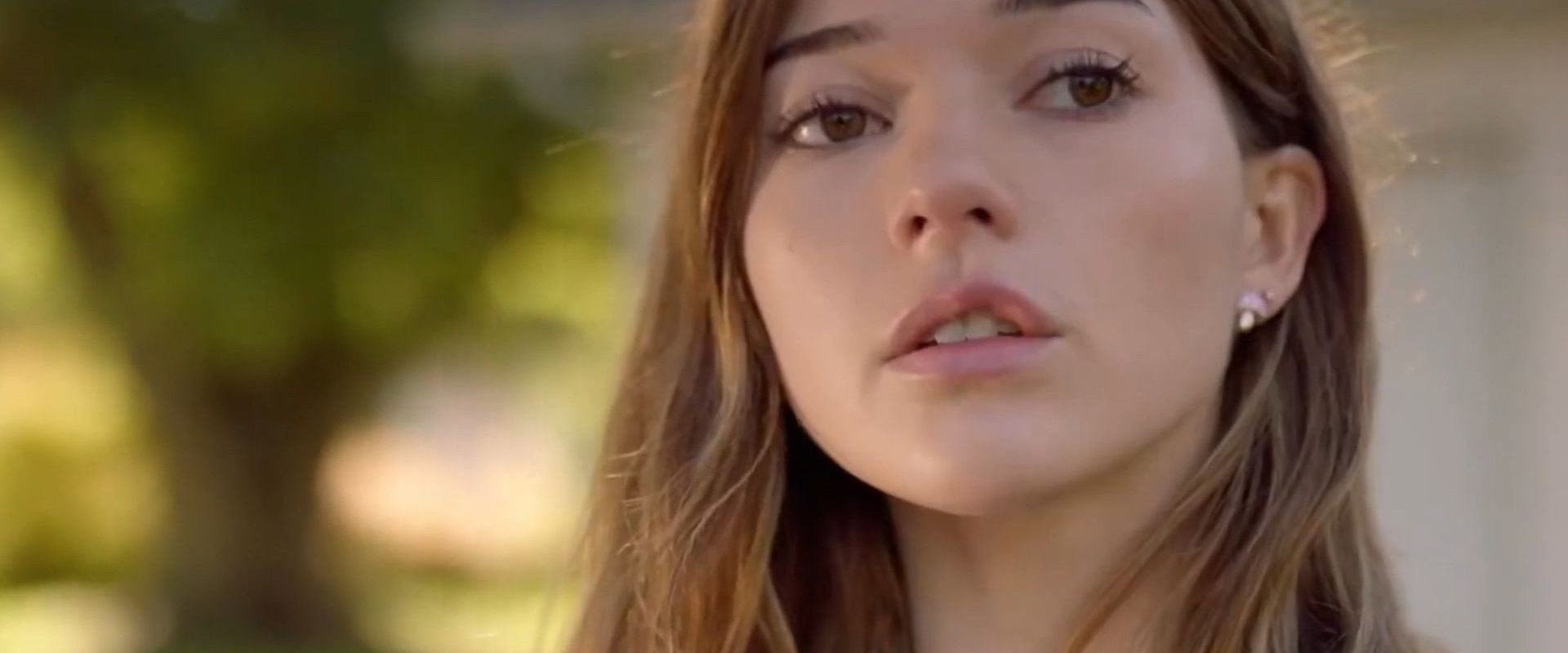 The Girl Who Escaped: The Kara Robinson Story background