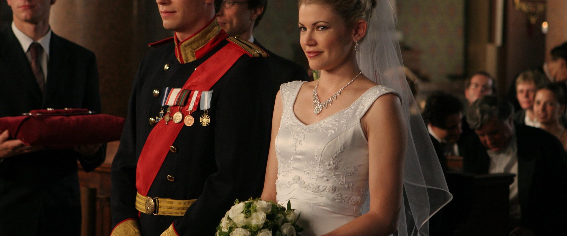 The Prince & Me 2: The Royal Wedding background