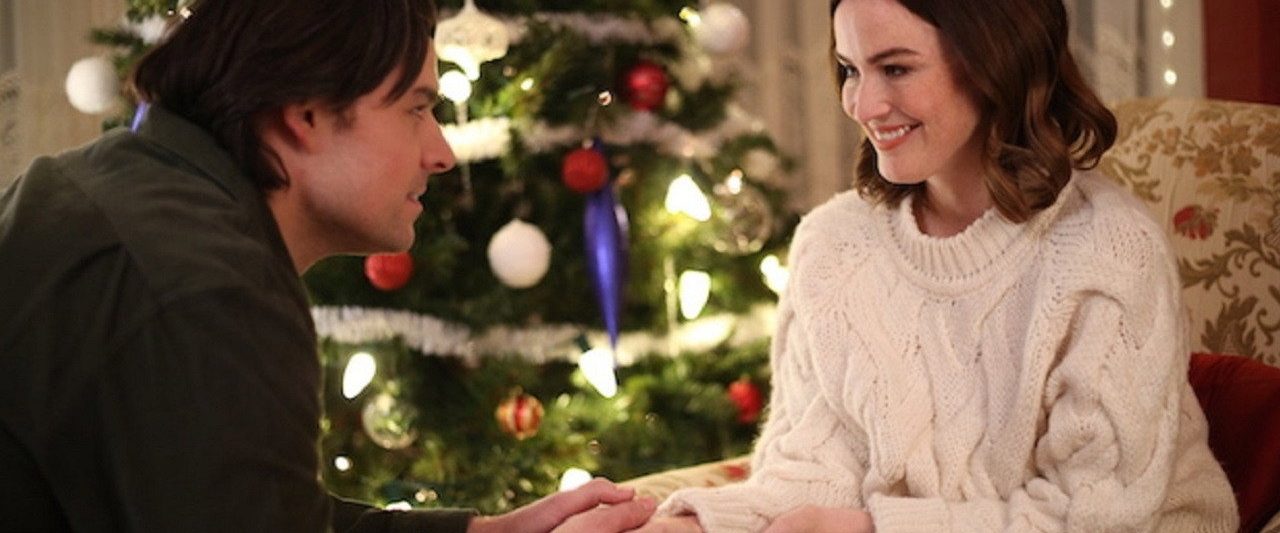 Inn Love by Christmas background