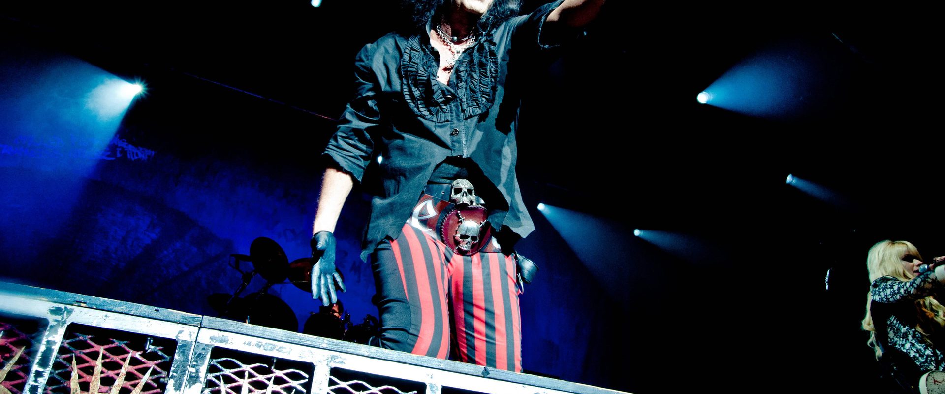 Super Duper Alice Cooper background