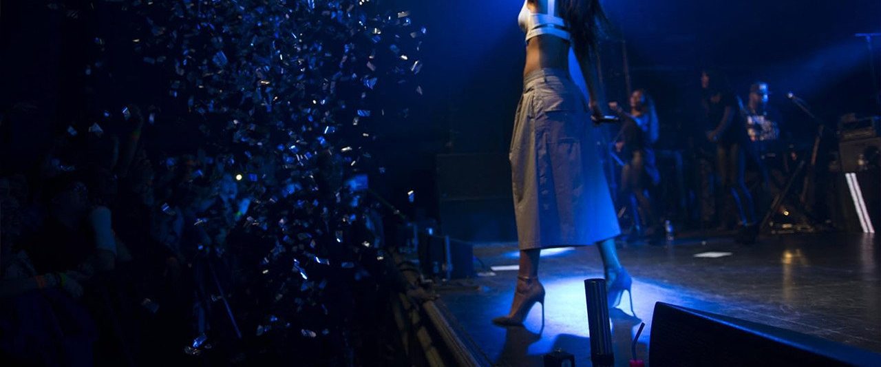 Rihanna 777 Documentary... 7Countries7Days7Shows background