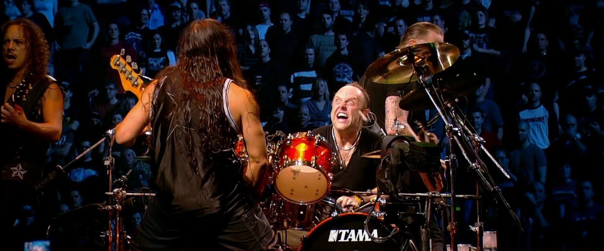 Metallica: Quebec Magnetic background