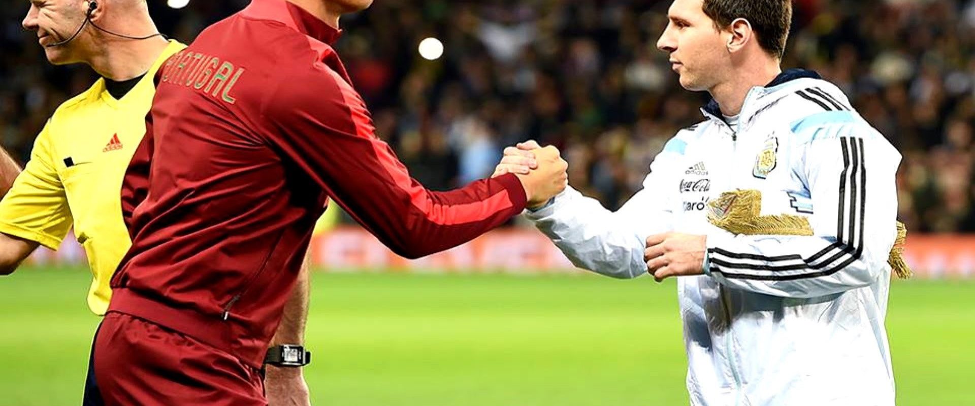 Ronaldo vs. Messi: Face Off! background