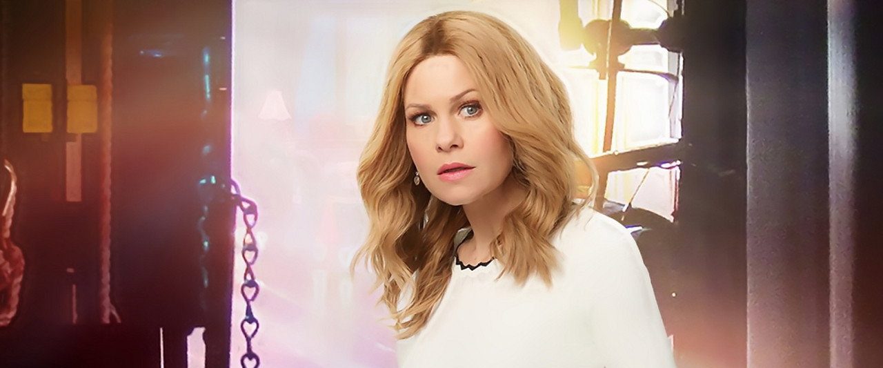 Aurora Teagarden Mysteries: A Very Foul Play background