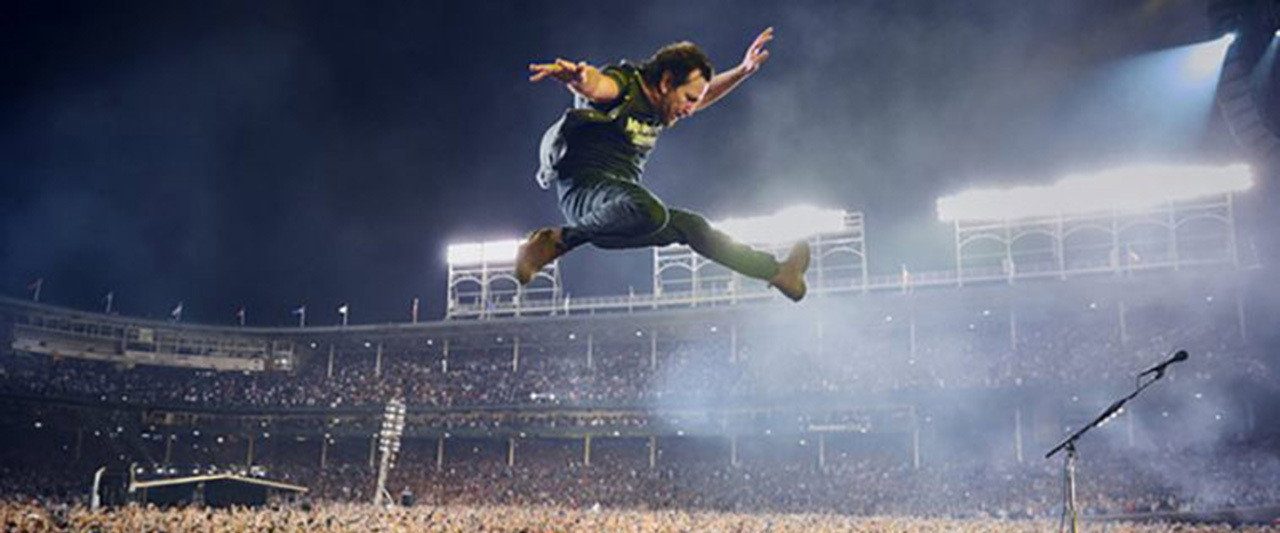 Pearl Jam: Let's Play Two background