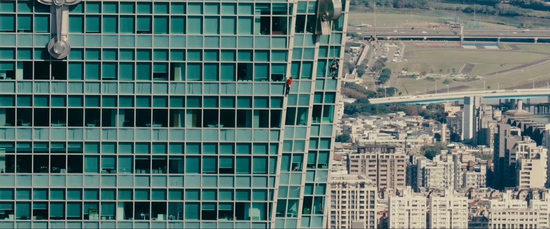 Skyscraper Live background