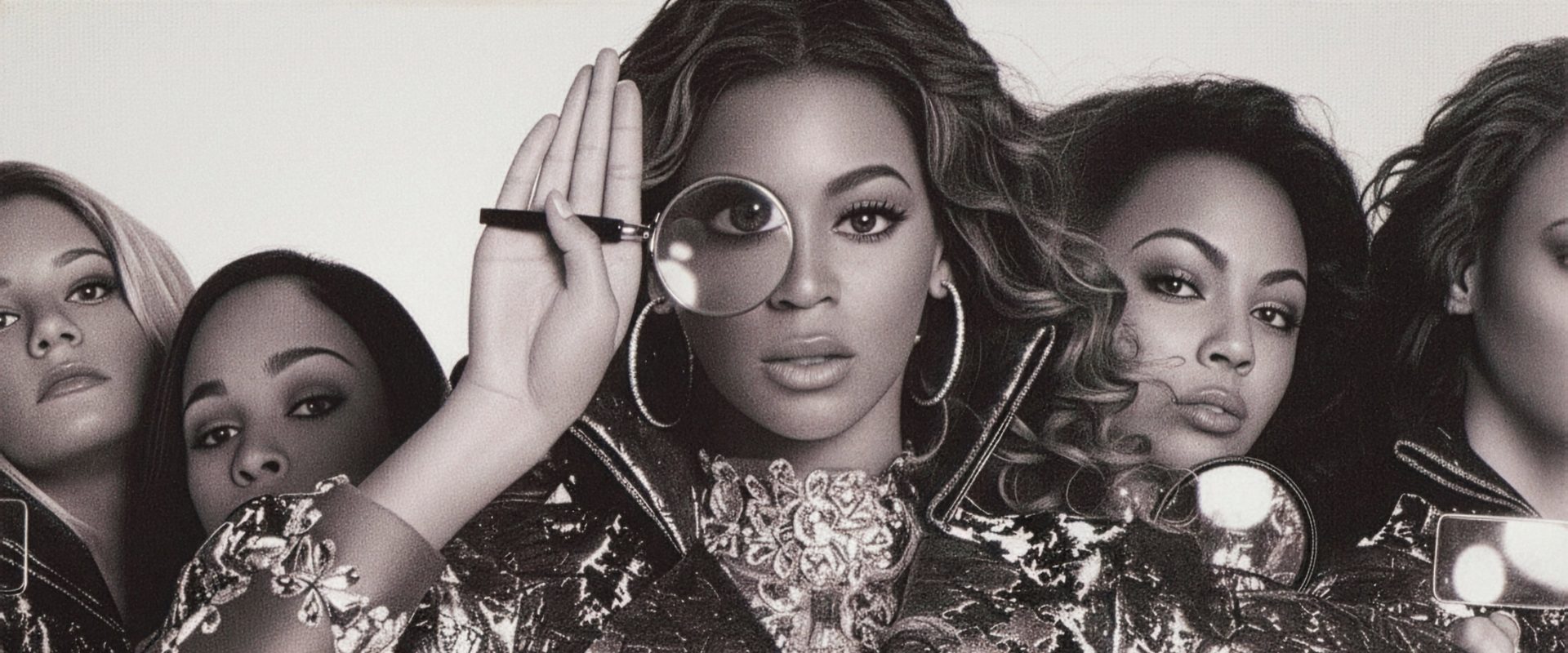 Beyoncé: The Experience Live background