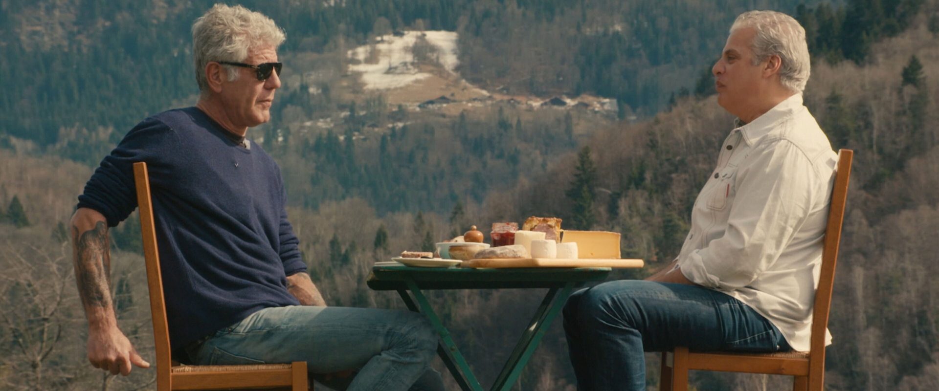 Roadrunner: A Film About Anthony Bourdain background