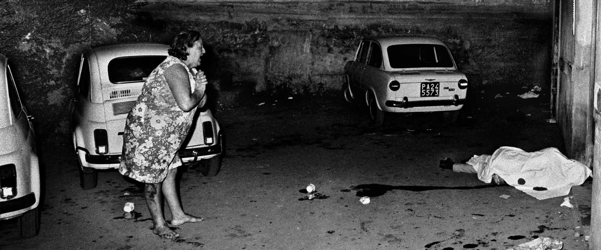 Shooting the Mafia background