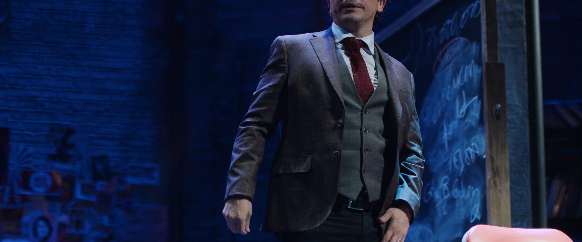 John Leguizamo's Latin History for Morons background