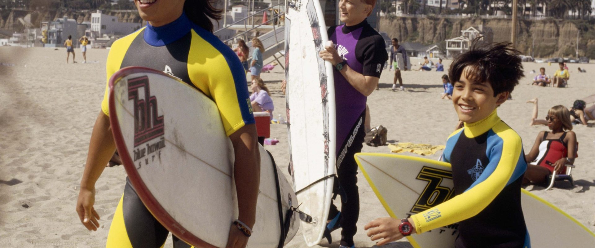 Surf Ninjas background