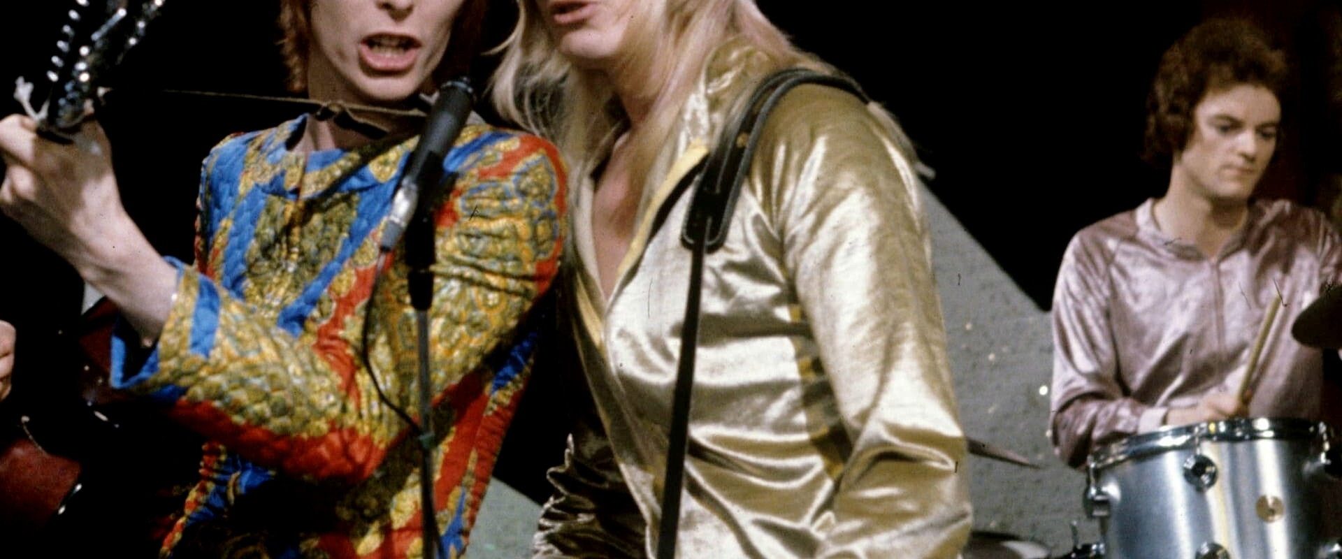 Ziggy Stardust and the Spiders from Mars background