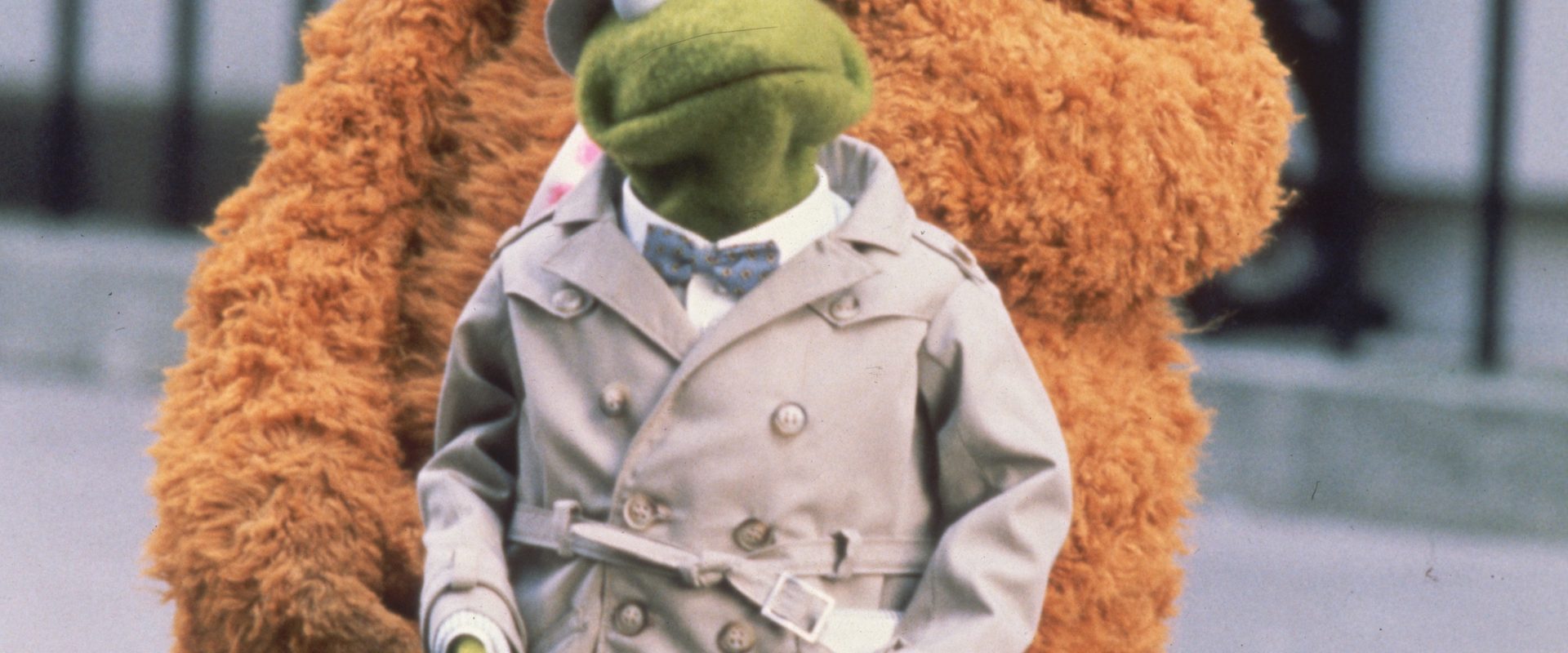 The Great Muppet Caper background