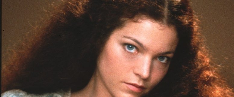 Yentl background