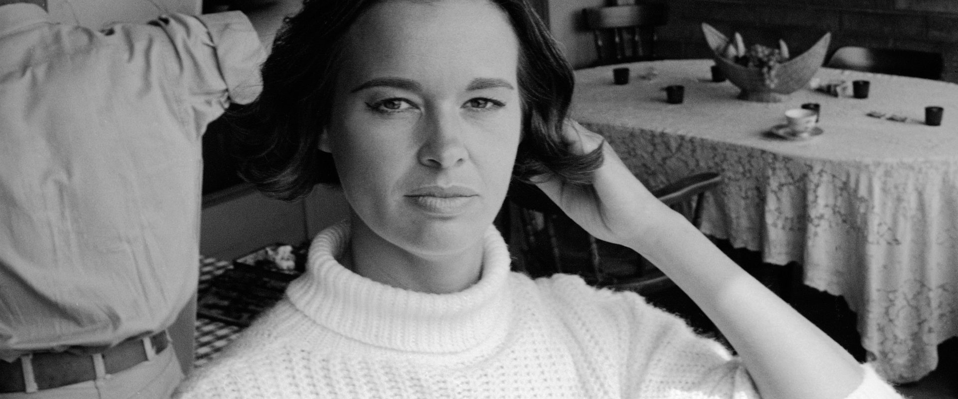 Nothing Left Unsaid: Gloria Vanderbilt & Anderson Cooper background