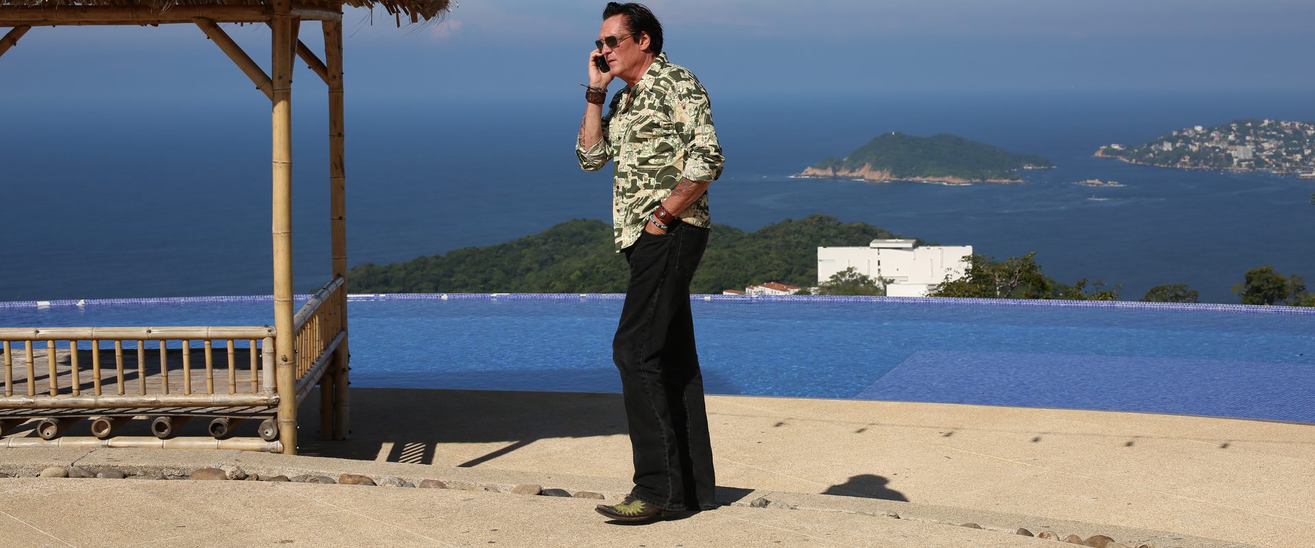 Welcome to Acapulco background