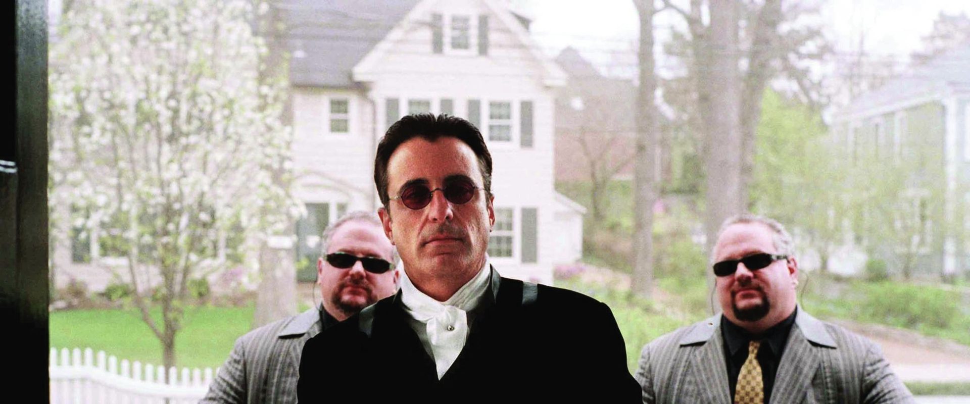 Ocean's Twelve background