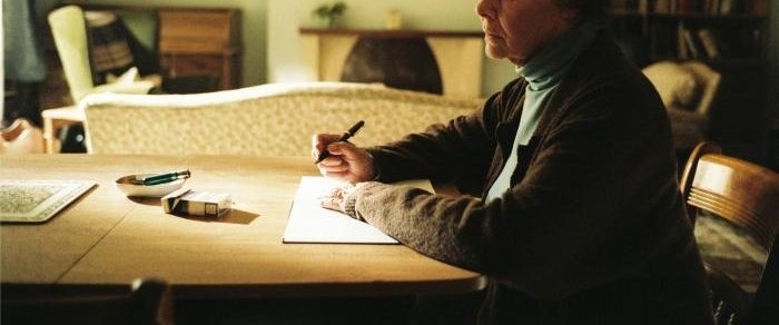 Notes on a Scandal background