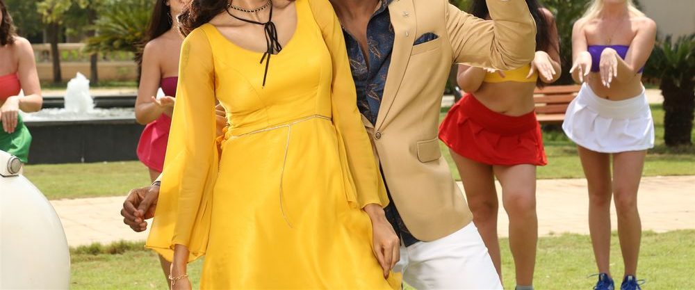 Kanchana 3 background