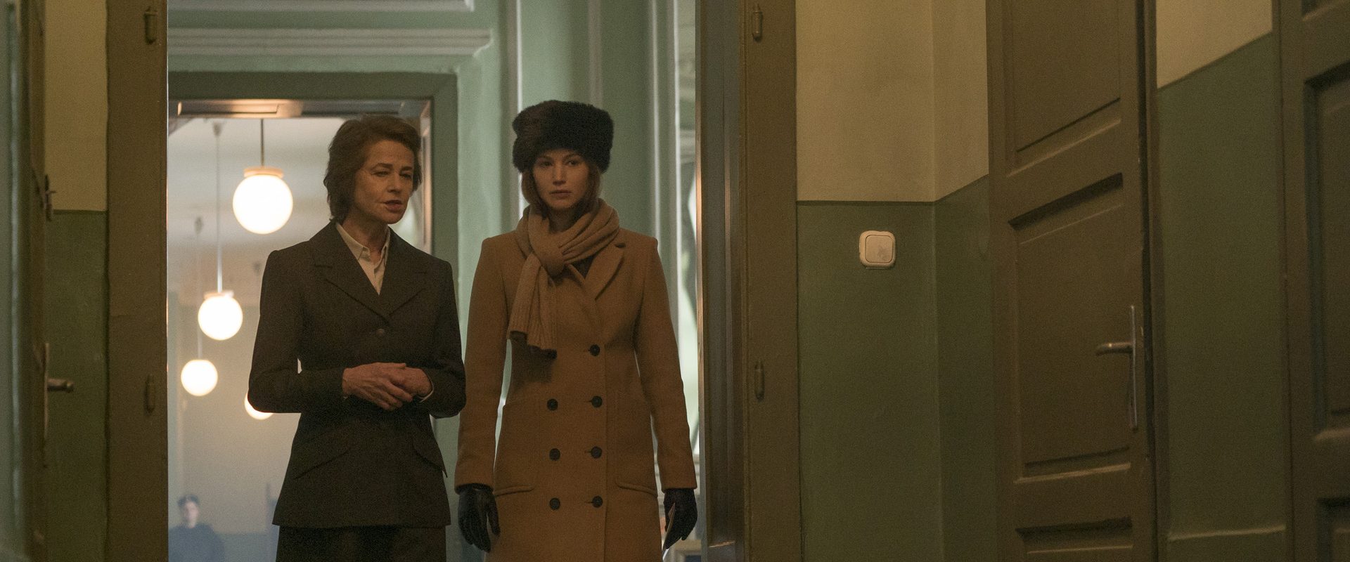 Red Sparrow background