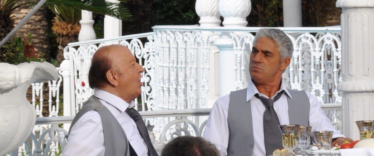 Matrimonio al Sud background