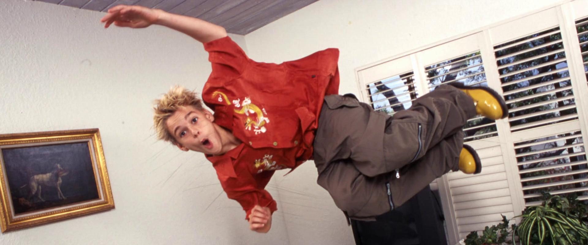 Aaron Carter: The Little Prince of Pop background