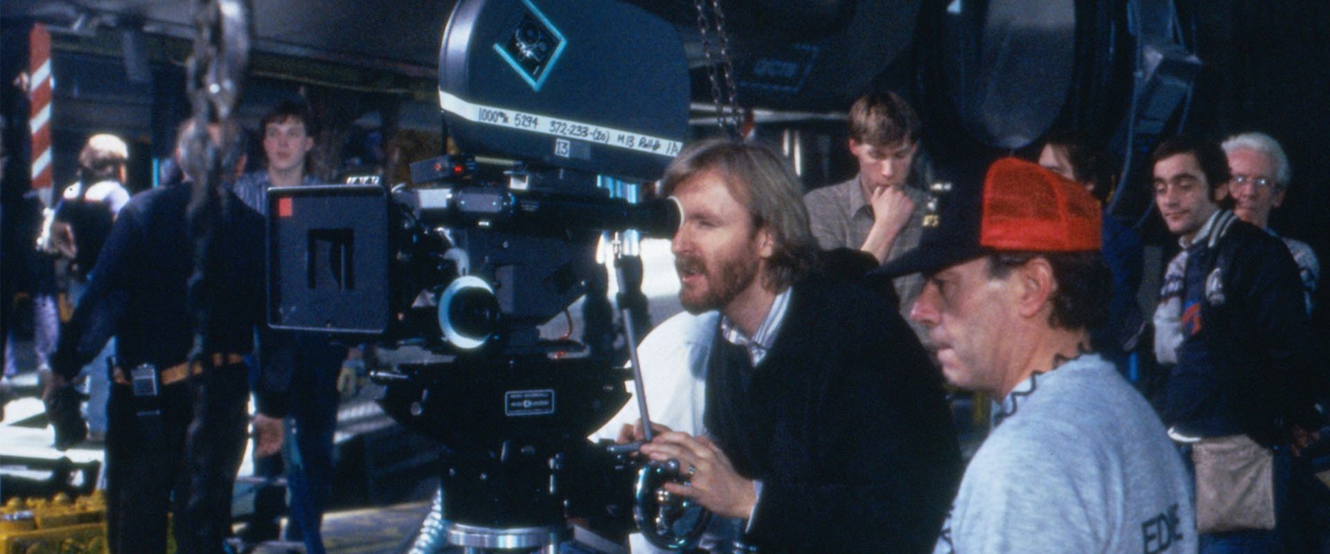 Superior Firepower: Making 'Aliens' background