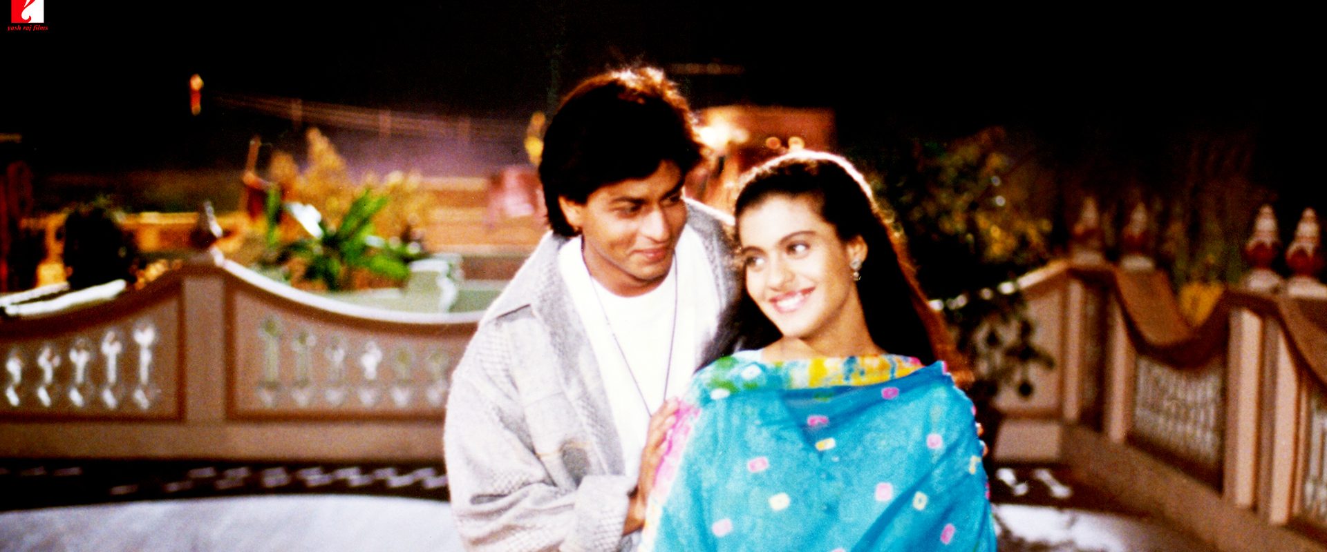 Dilwale Dulhania Le Jayenge background