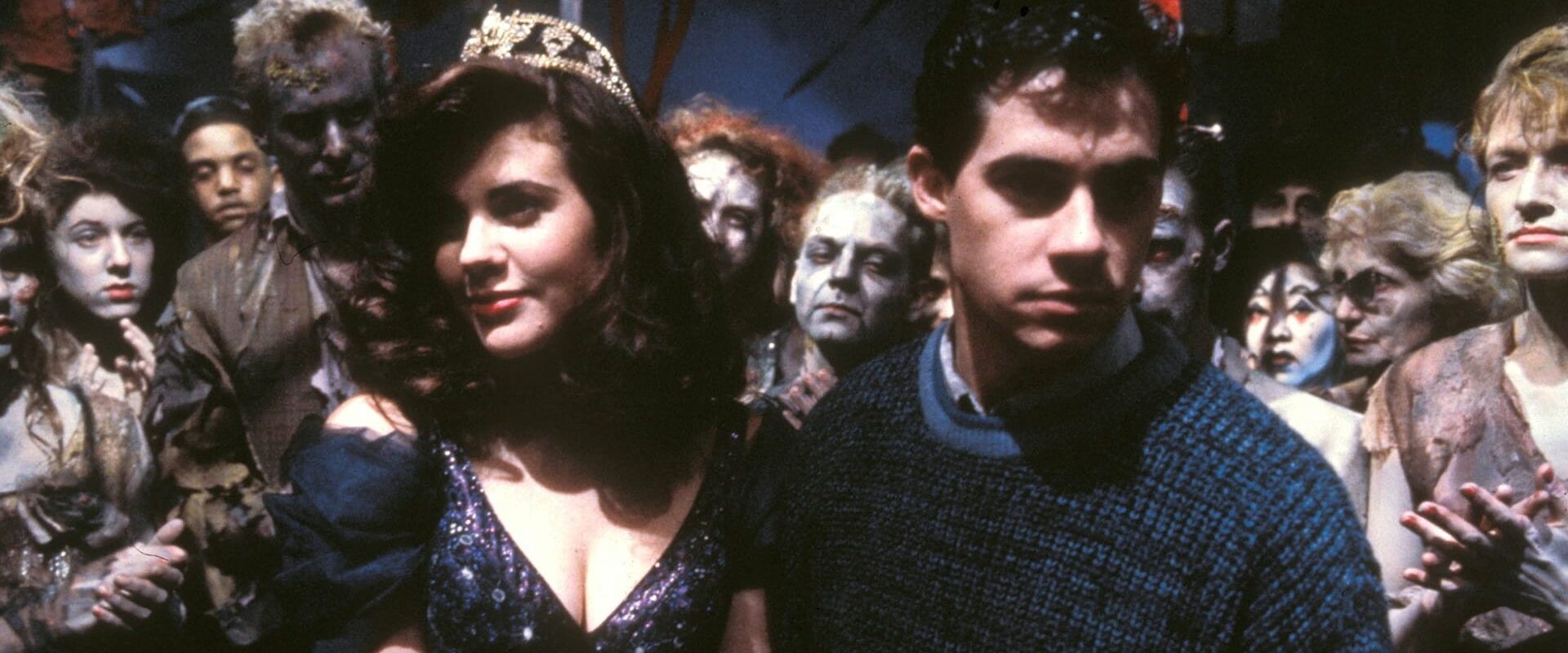 Prom Night III: The Last Kiss background