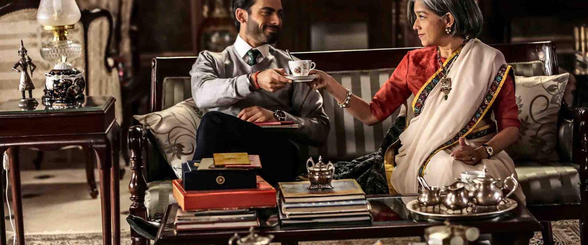 Khoobsurat background