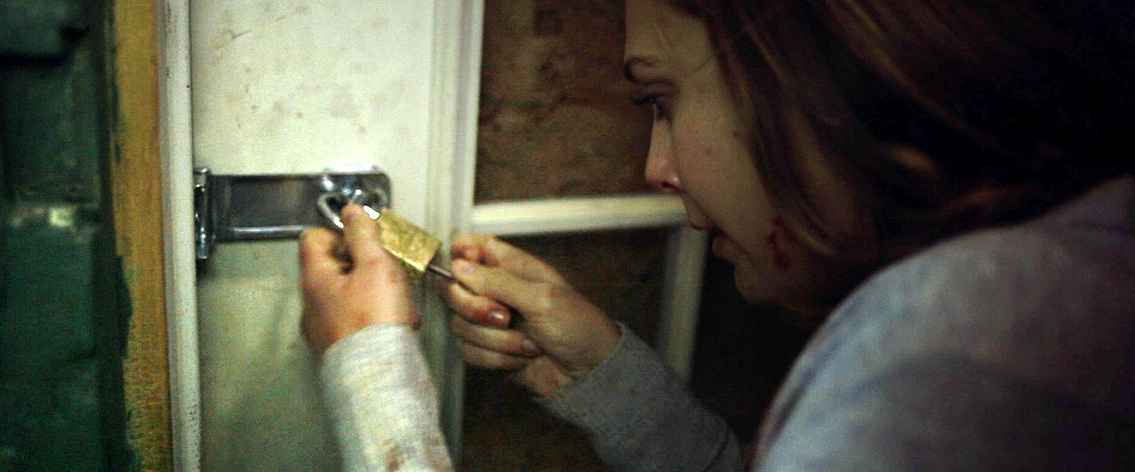 Silent House background