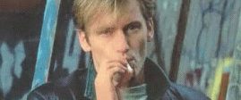 Denis Leary: No Cure for Cancer background