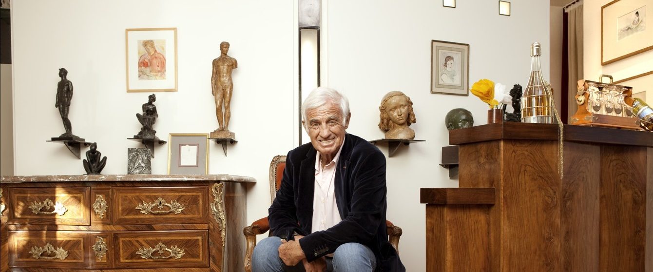 Belmondo, itinéraire... background