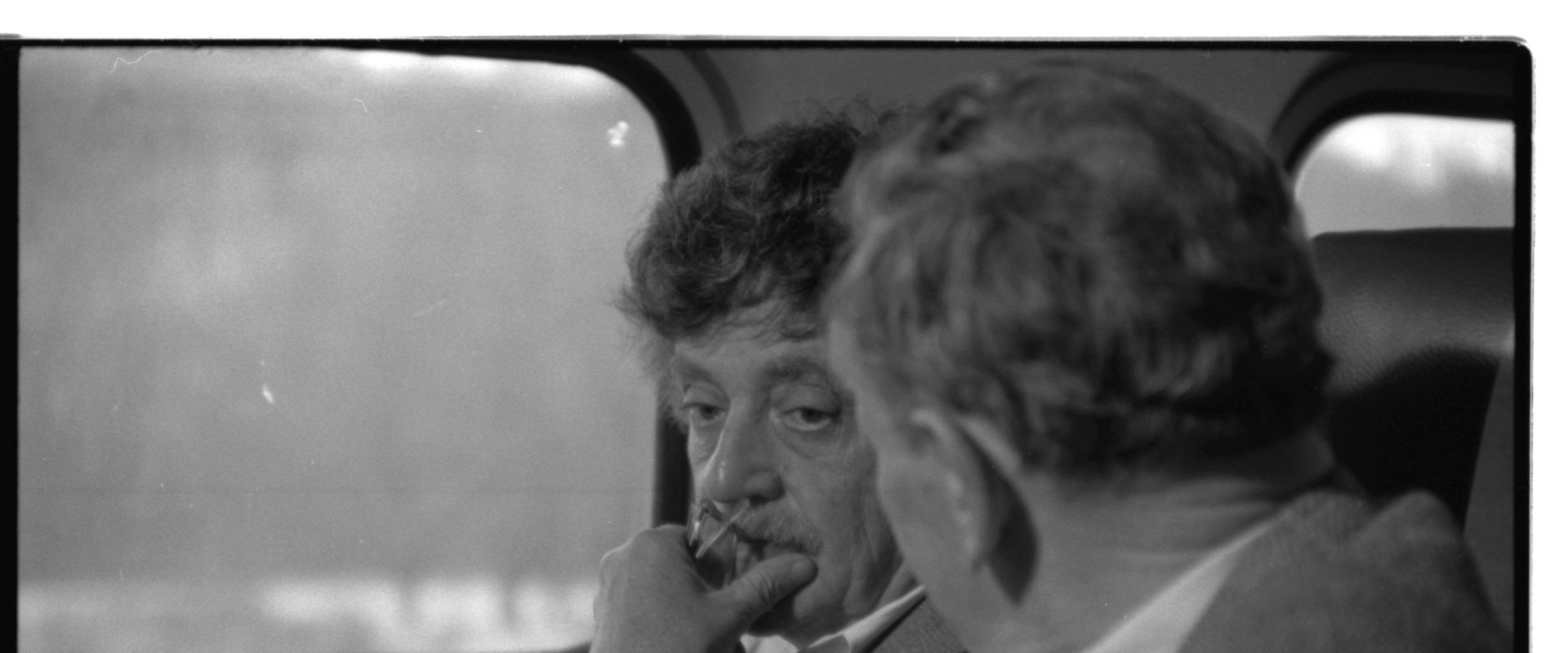 Kurt Vonnegut: Unstuck in Time background