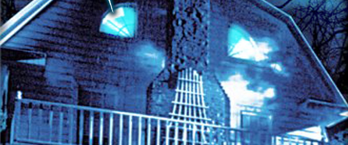 Amityville 1992: It's About Time background